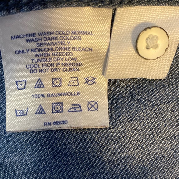 Land’s End Chambray Shirt - Picture 4 of 12